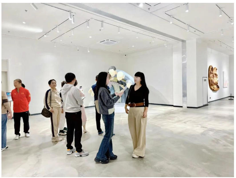 市城投集團(tuán)組織開展重陽節(jié)慰問活動(dòng)